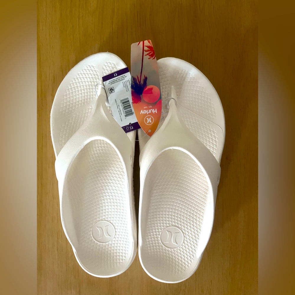 Hurley Women's Classic White Sandals
